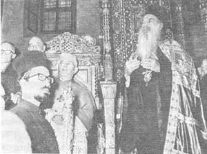 Patriarchal Cathedral
  of St. George-Constantinople (December 7, 1965) - The ‘Lifting’ Of the
  Anathemas-Athenagoras Announces the ‘Lifting’ Co-Enthroned with Cardinal Lawrence
  Shehan.