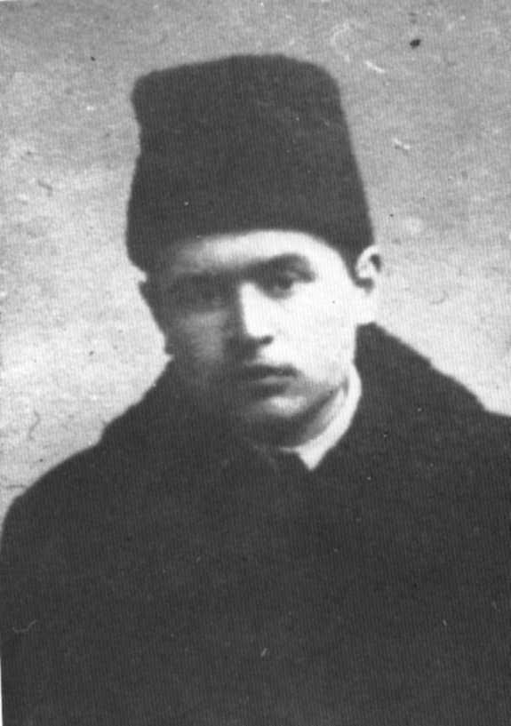 Misha Maximovitch, the future Archbishop John at age 15.
